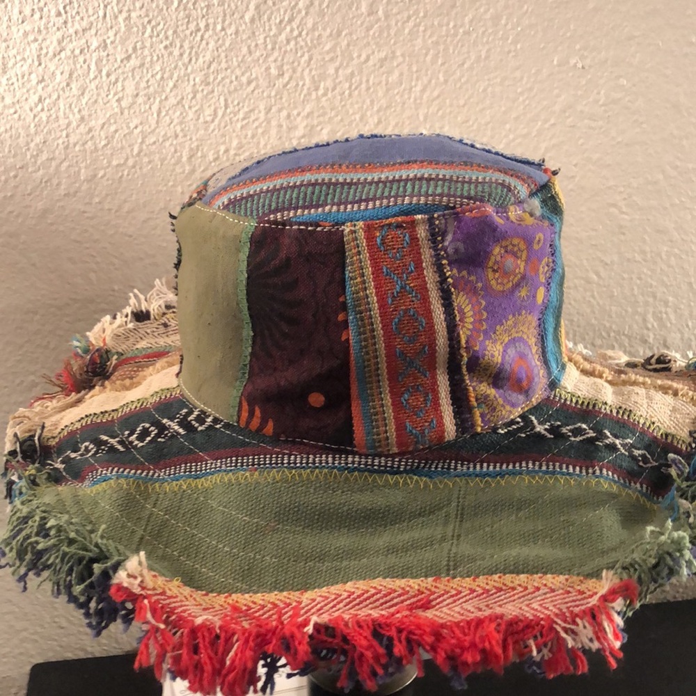 Hat - Picture 2 of 5